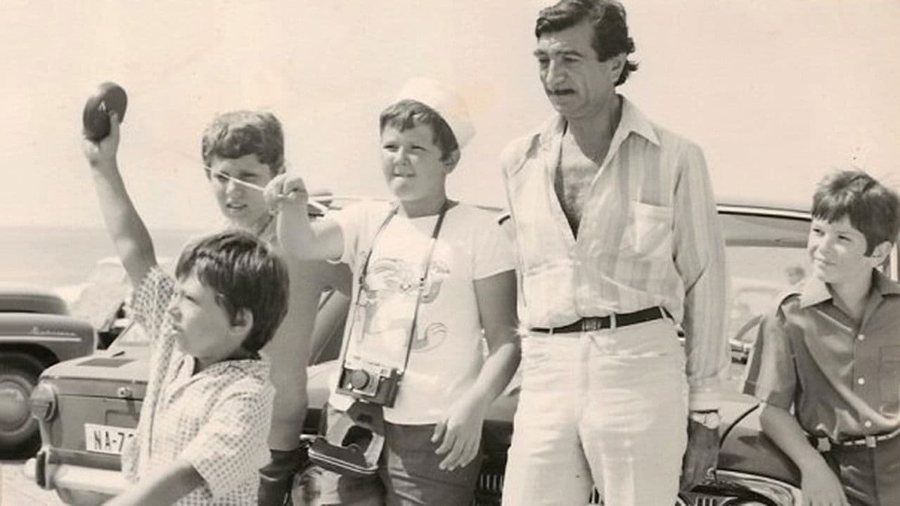 С деца на море