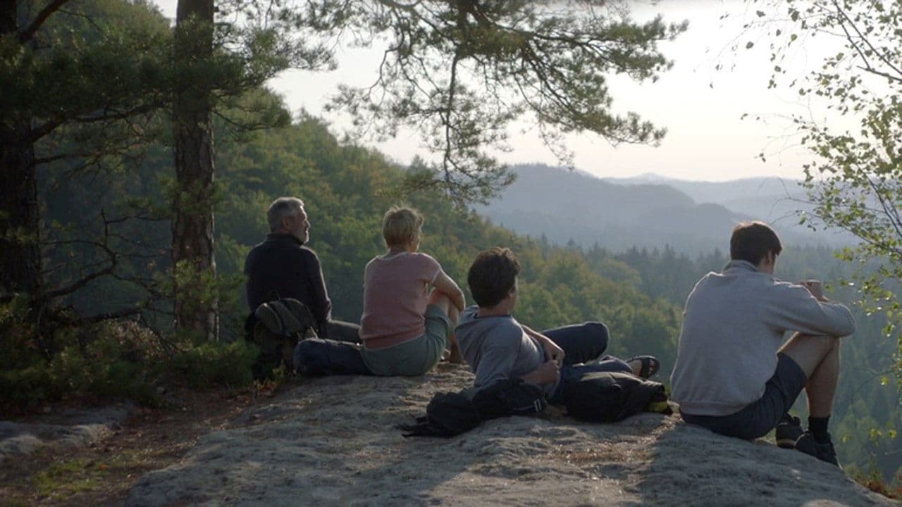 Un pesce che nuota sottosopra