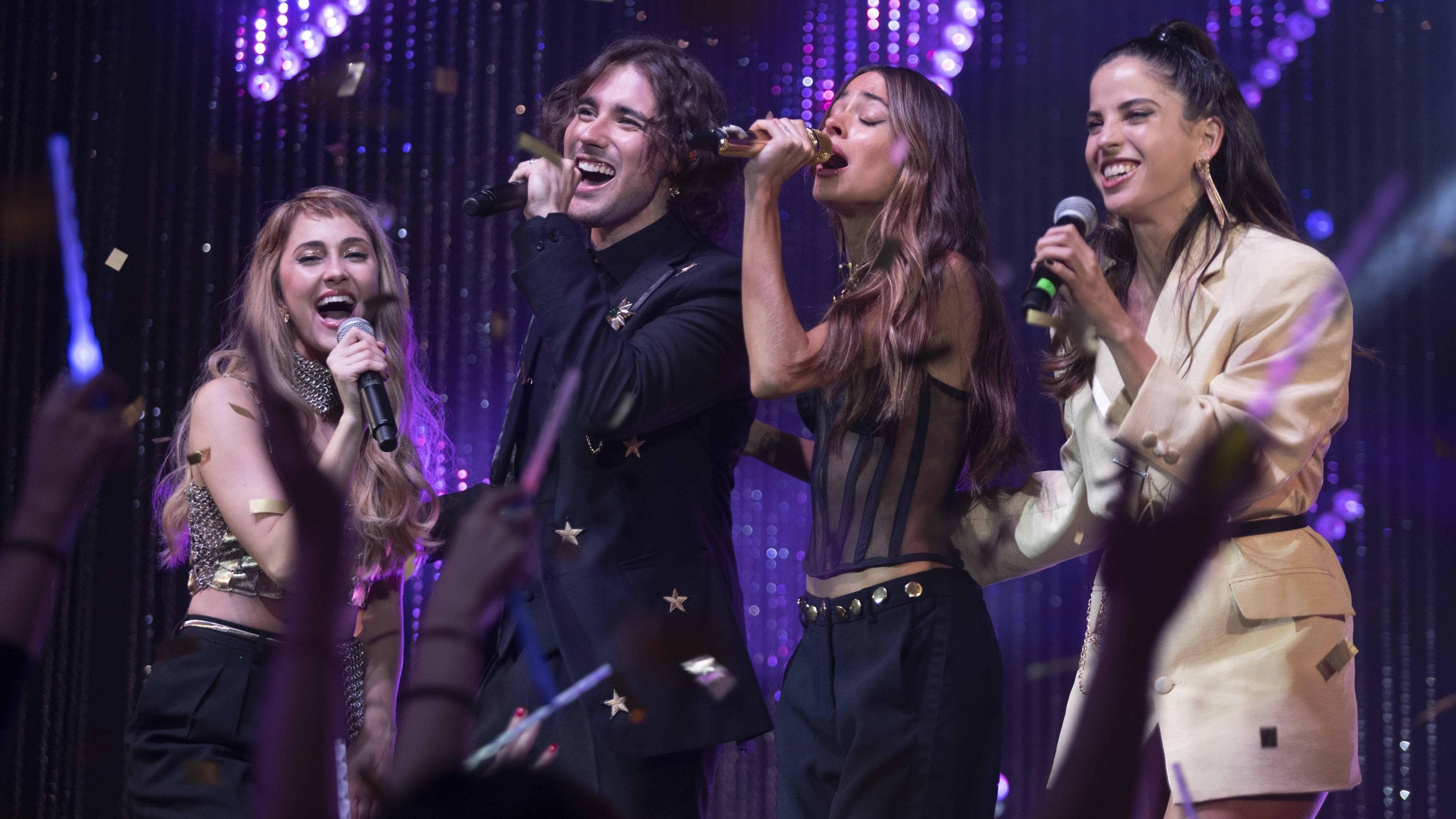 Tini: Amore e tanta musica