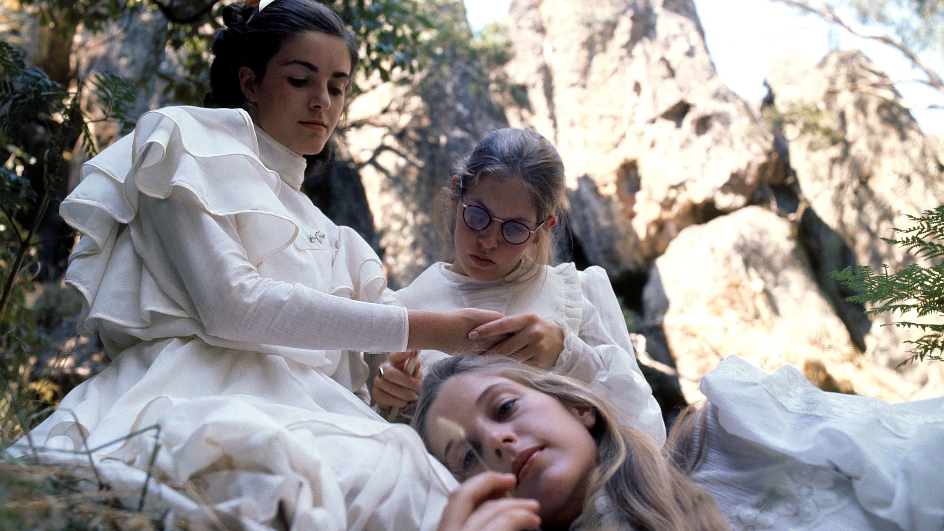 Picnic ad Hanging Rock