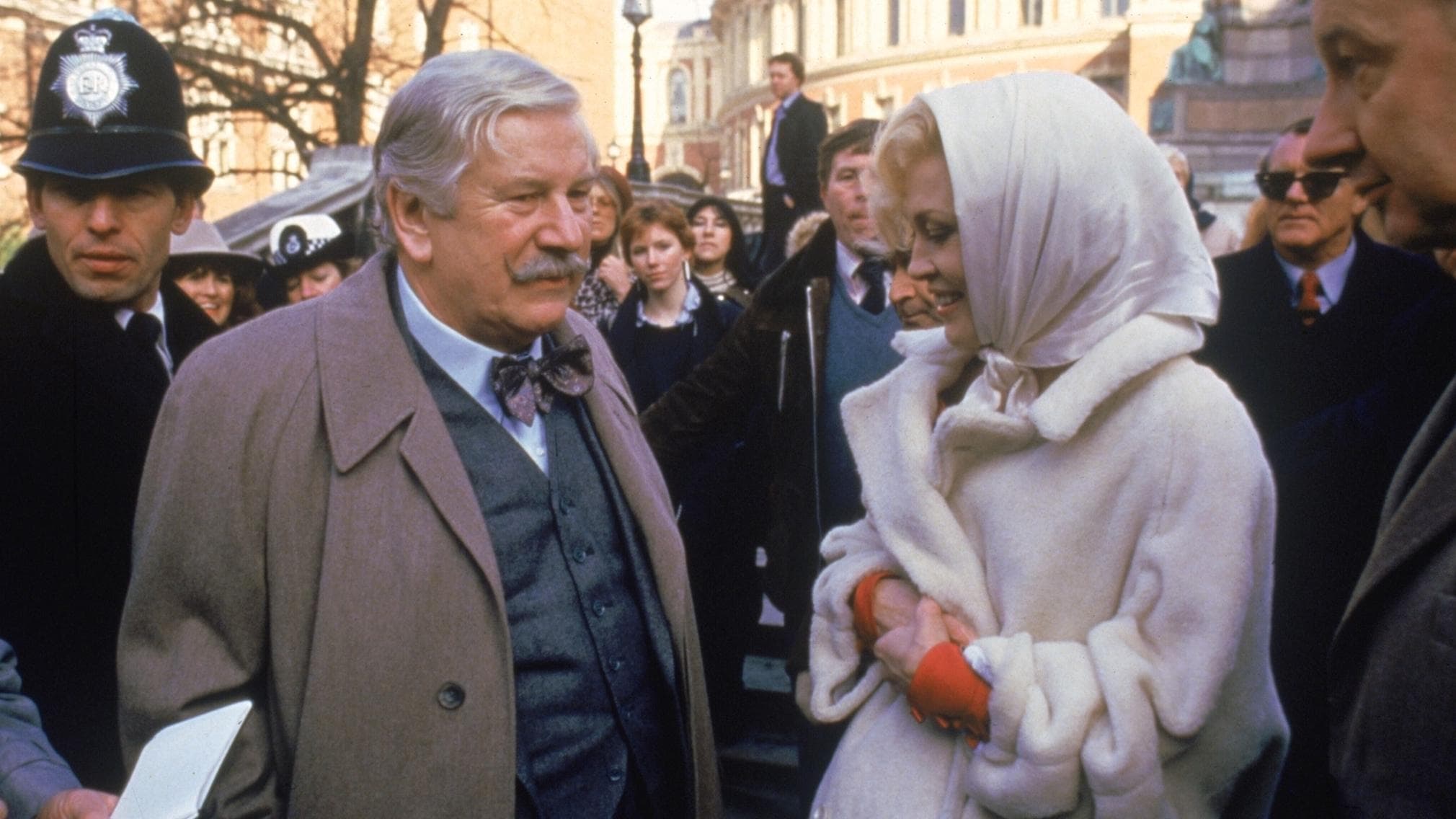 Agatha Christie: 13 a tavola