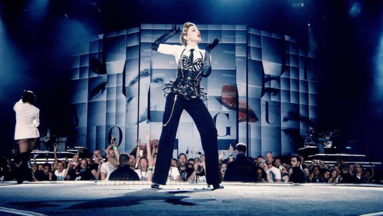 Madonna - MDNA  World Tour