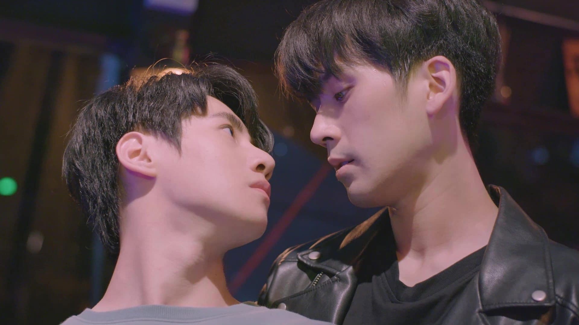 ไดโนซอร์รัก