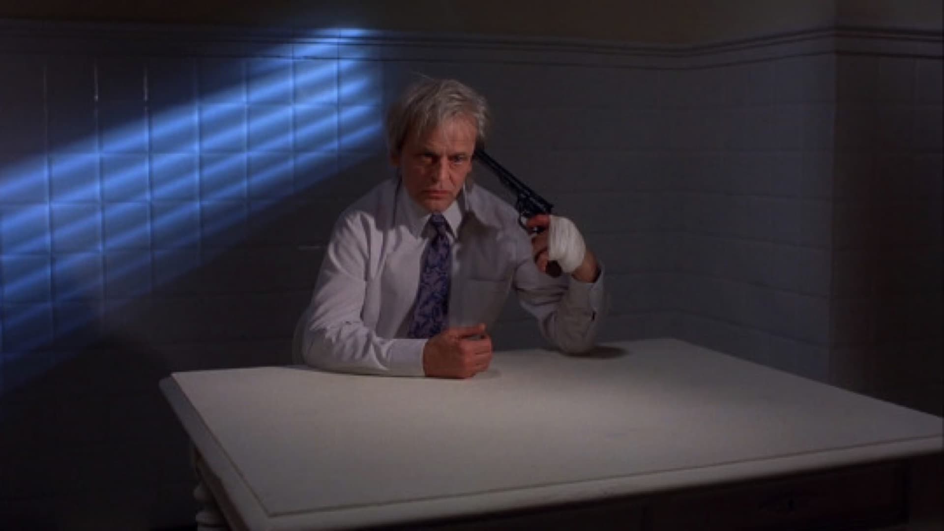 Striscia ragazza striscia