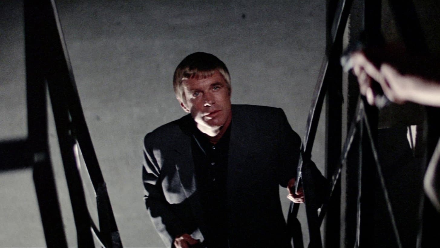 La spia che vide il suo cadavere