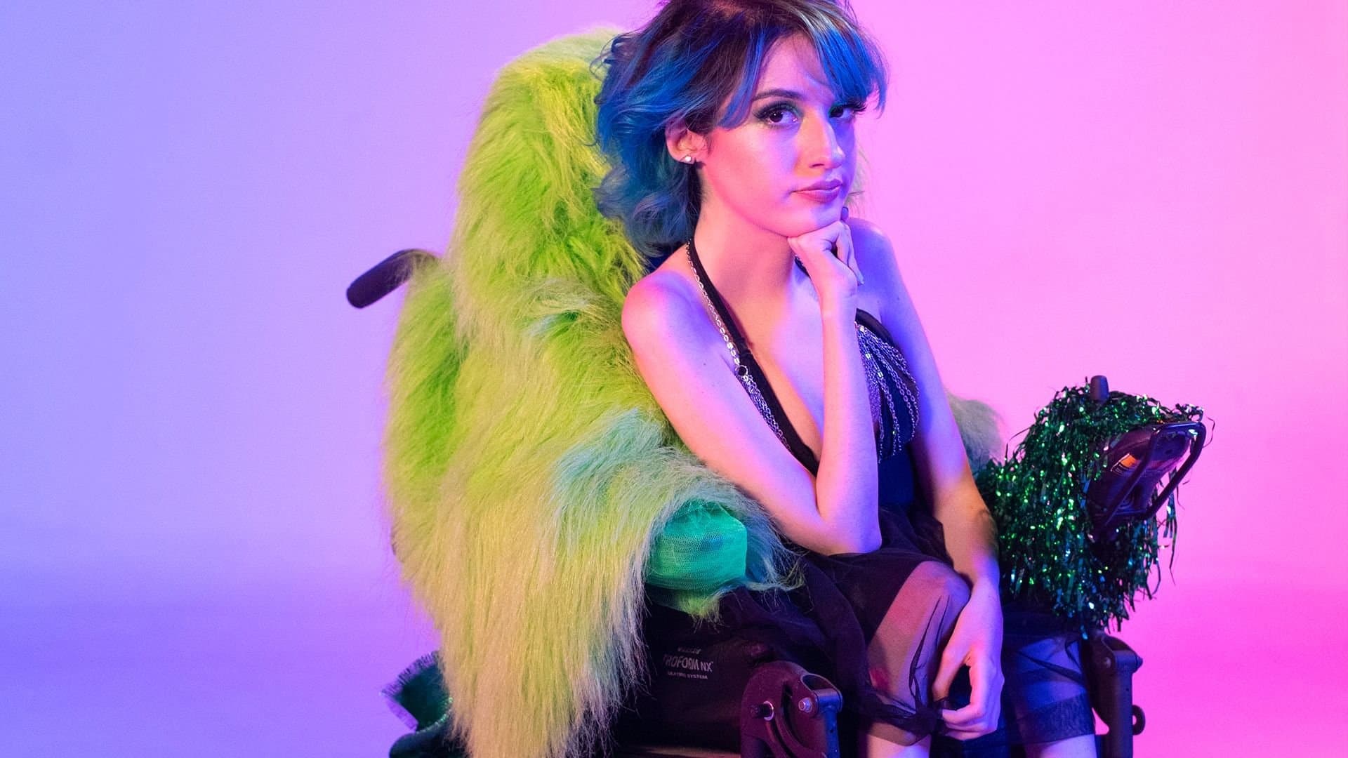 Metro Veinte: La Serie