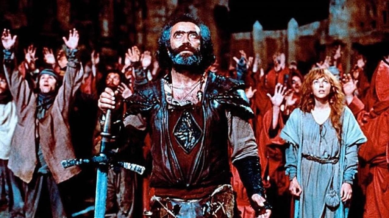 È difficile essere un dio