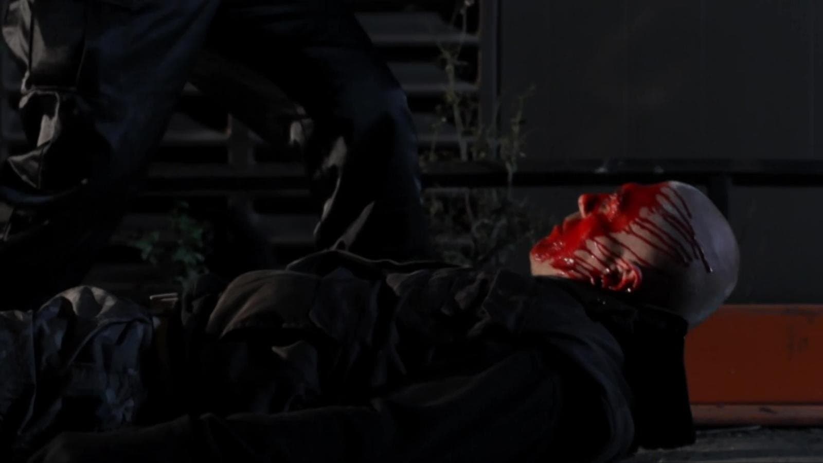 Gangsters, pistole e zombie