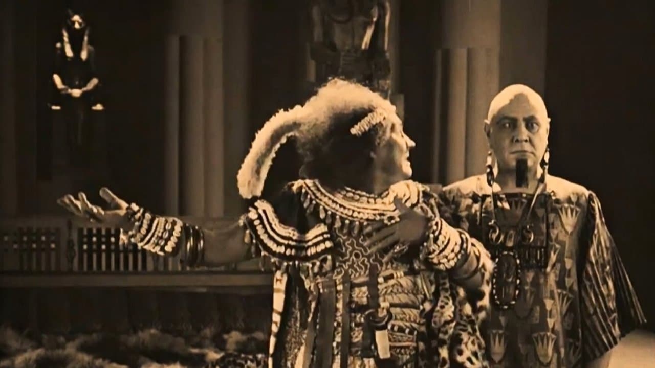 Theonis, la donna dei faraoni