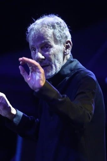 Σταύρος Ξαρχάκος