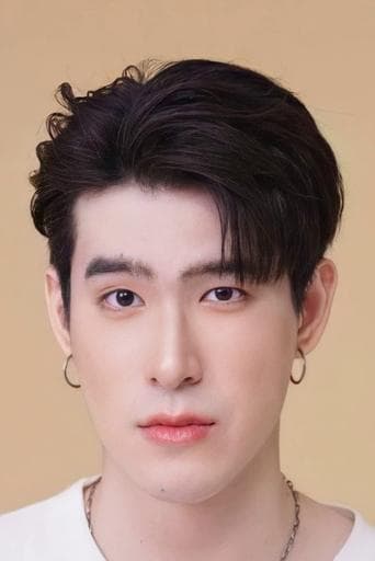 อัศวฤทธิ์ พินิตกาญจนพันธุ์