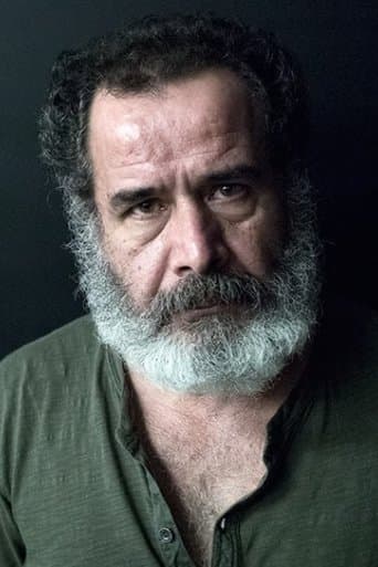 Θοδωρής Κατσαφάδος