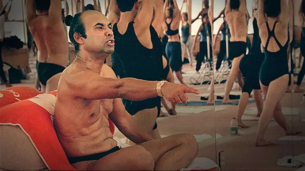 Bikram: Guru dello yoga, predatore sessuale