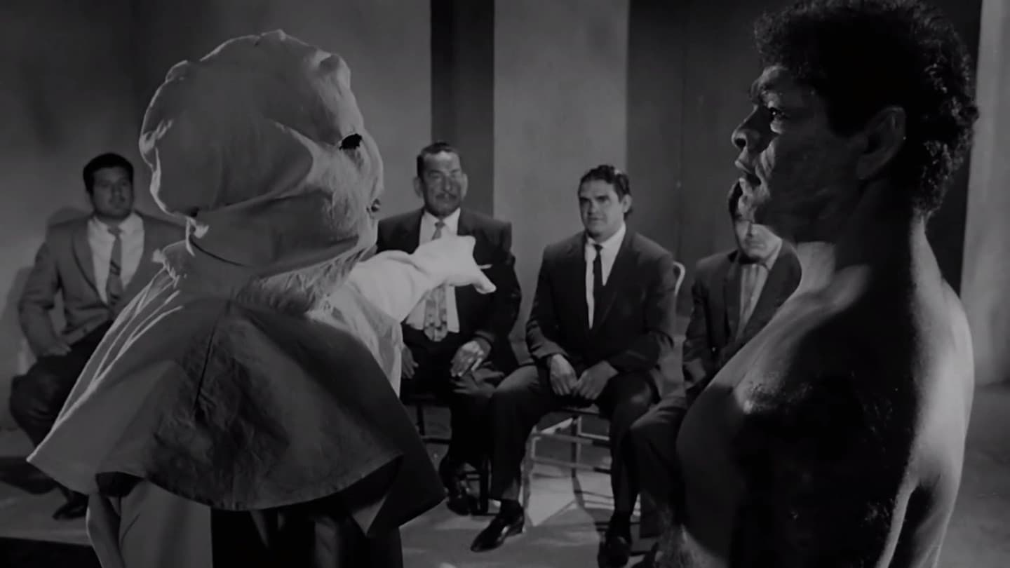 Las luchadoras contra el médico asesino